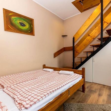 Bed and Breakfast Csillagtura Panzio Еґер Екстер'єр фото