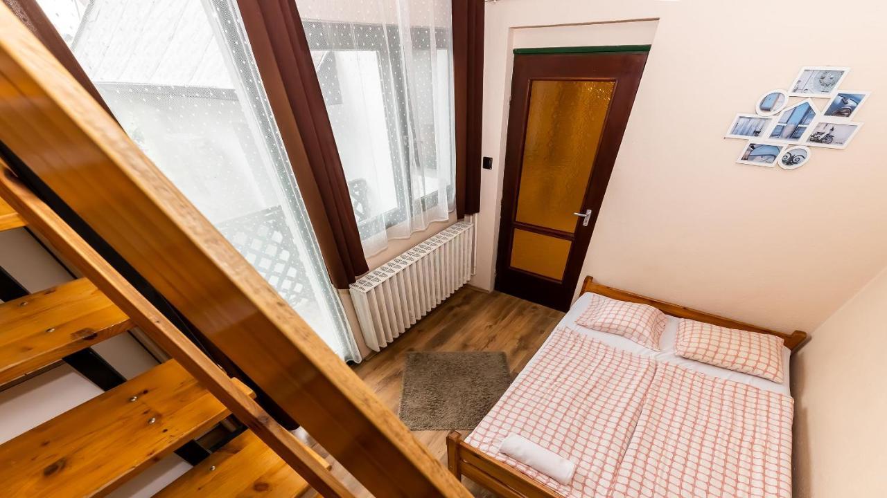 Bed and Breakfast Csillagtura Panzio Еґер Екстер'єр фото