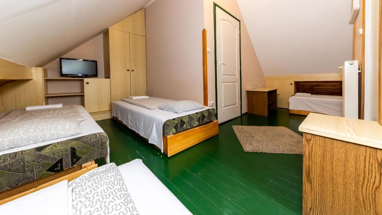 Bed and Breakfast Csillagtura Panzio Еґер Екстер'єр фото