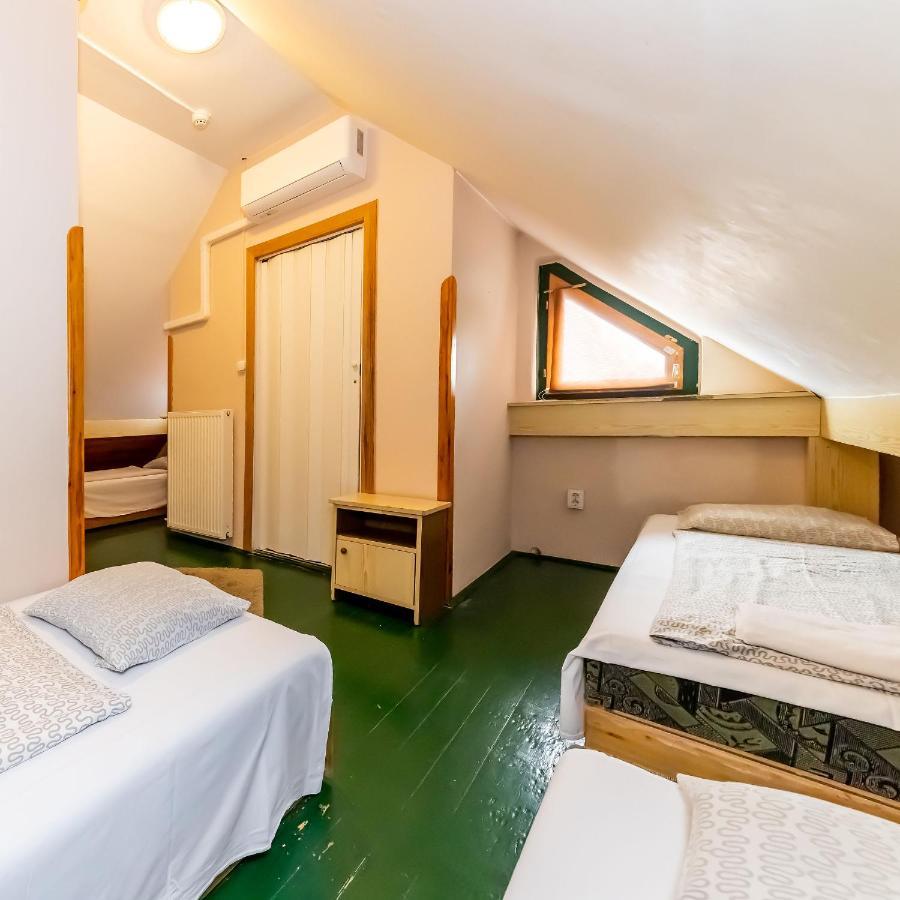 Bed and Breakfast Csillagtura Panzio Еґер Екстер'єр фото