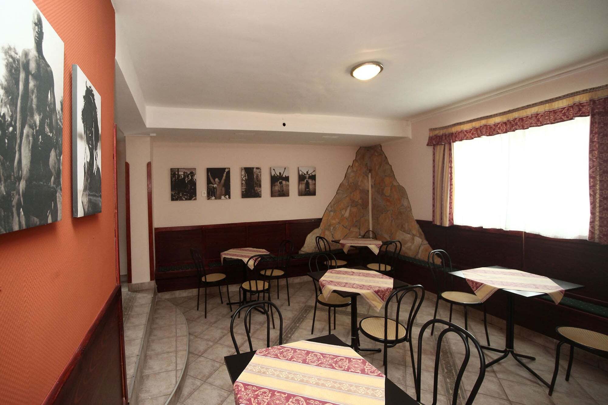 Bed and Breakfast Csillagtura Panzio Еґер Екстер'єр фото