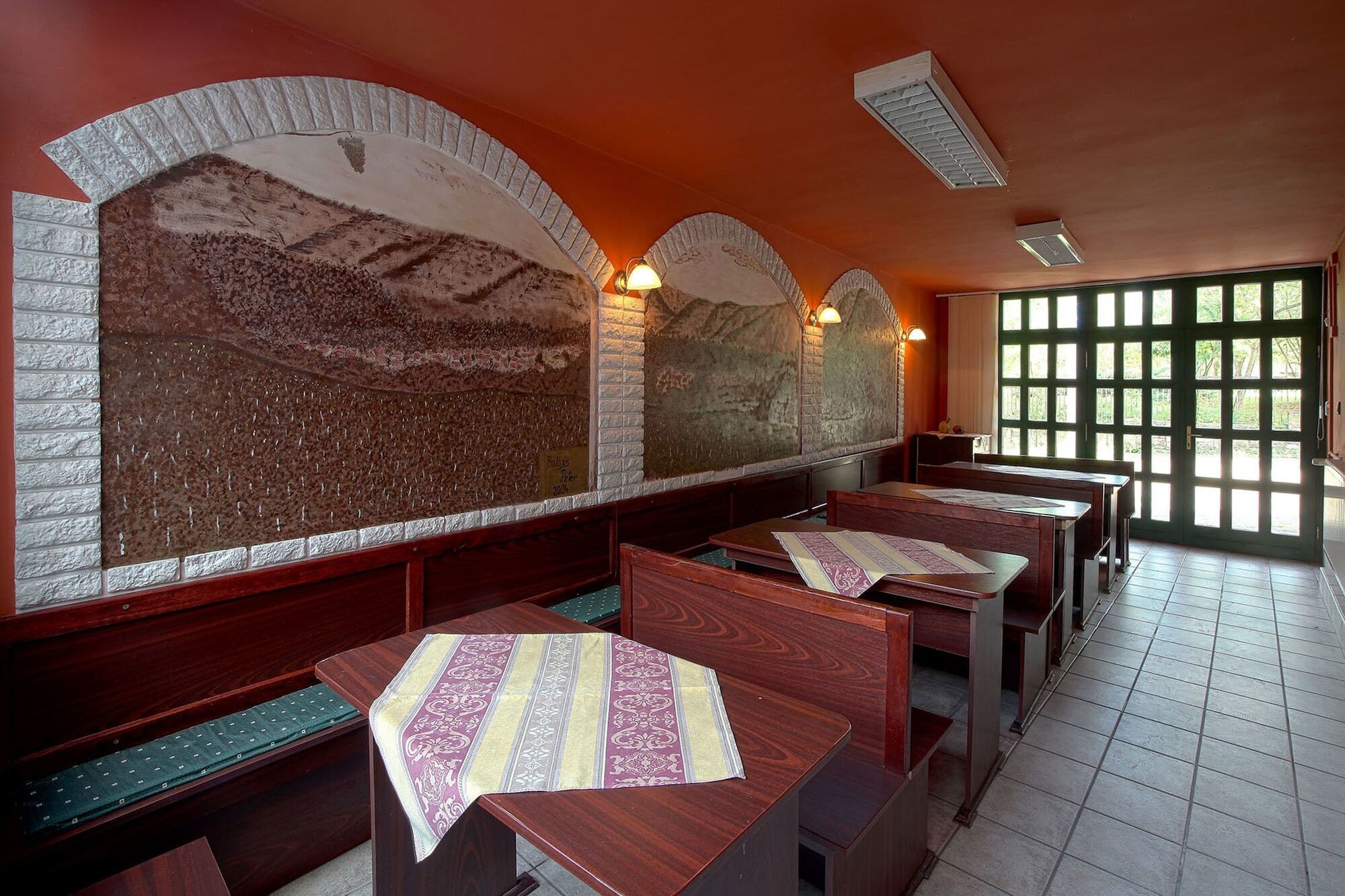 Bed and Breakfast Csillagtura Panzio Еґер Екстер'єр фото